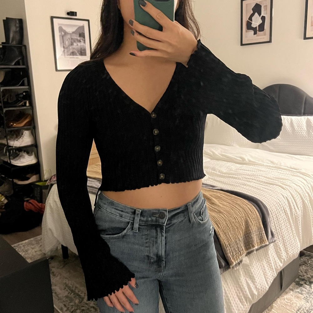 Urban Outfitters Cropped Cardigan
